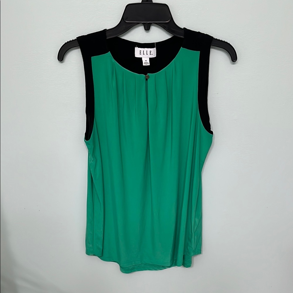 Elle Green & Black Color block Sleeveless Blouse